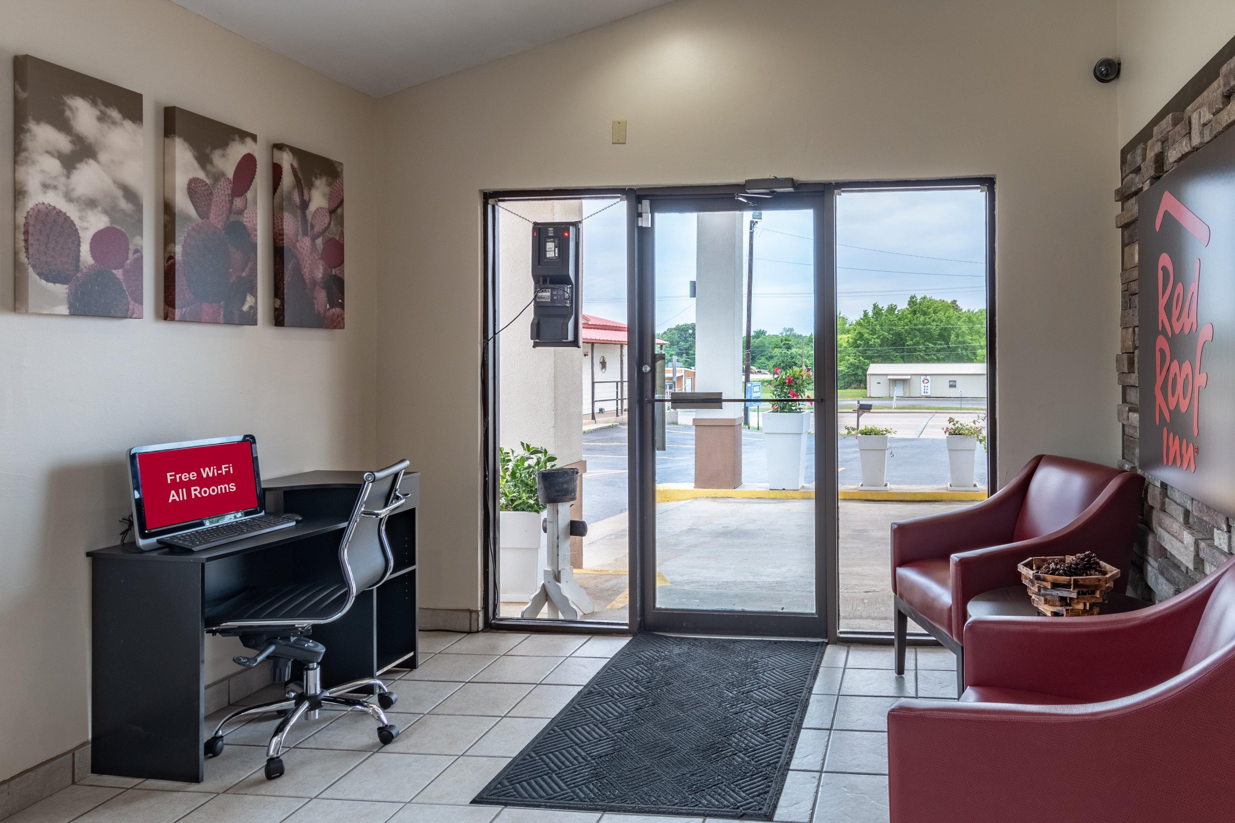 Red Roof Inn Buffalo, Tx Dış mekan fotoğraf