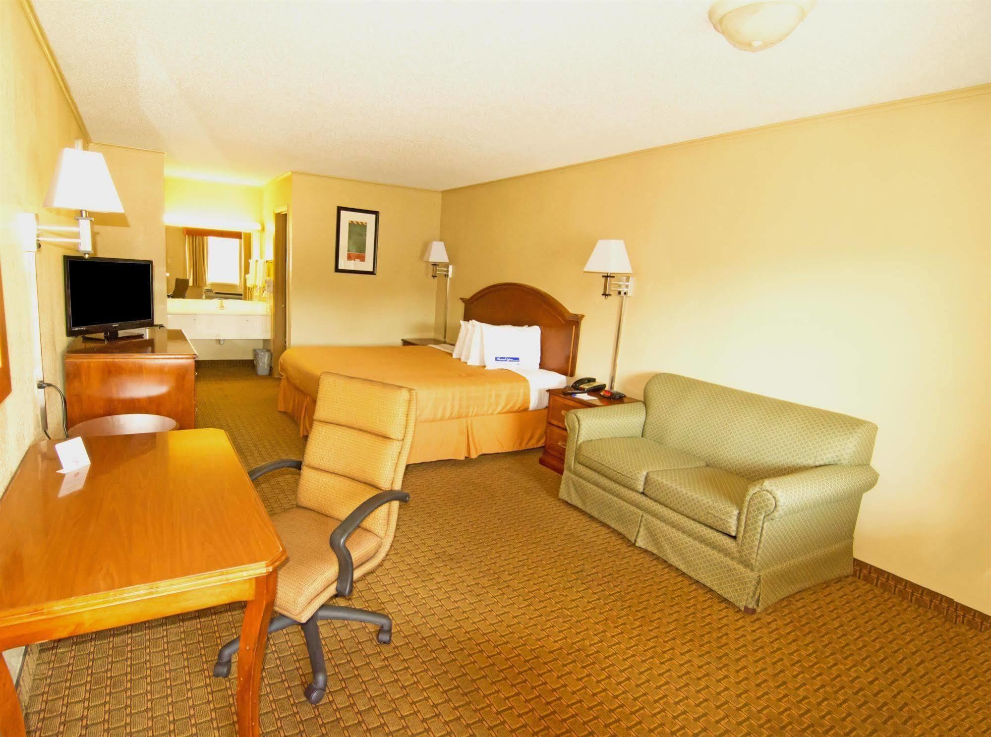 Red Roof Inn Buffalo, Tx Dış mekan fotoğraf